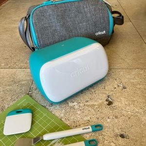 Cricut joy and tote